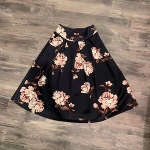 🌻 5 for $50 Floral A Line Skirt
